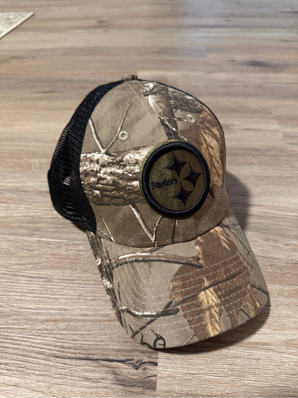Pittsburgh Steelers Camo Hat
